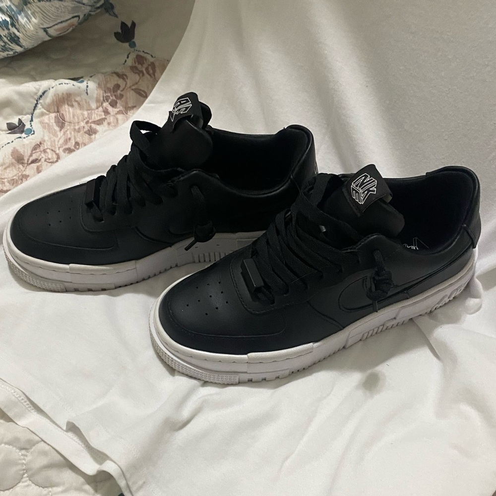 Air Force 1 Pixel